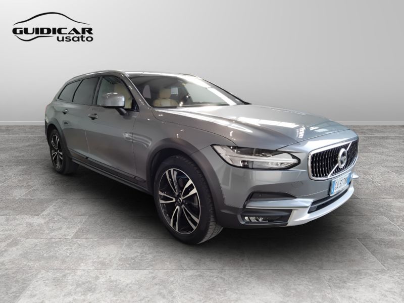 GuidiCar - VOLVO V90 2020 V90 Cross Country 2.0 d4 Pro awd geartronic my20 Usato
