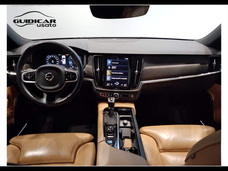 GuidiCar - VOLVO V90 2020 V90 Cross Country 2.0 d4 Pro awd geartronic my20 Usato