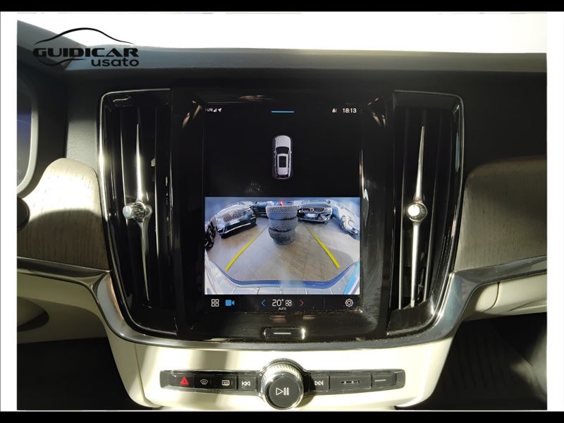 GuidiCar - VOLVO V90 2023 V90 Cross Country 2.0 b4 Plus awd auto Usato