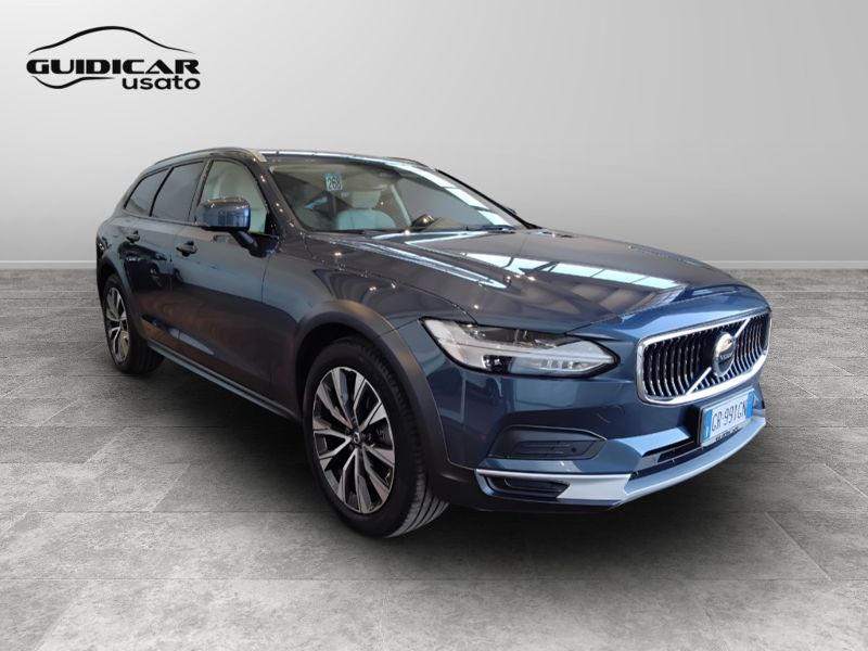 GuidiCar - VOLVO V90 2023 V90 Cross Country 2.0 b4 Plus awd auto Usato