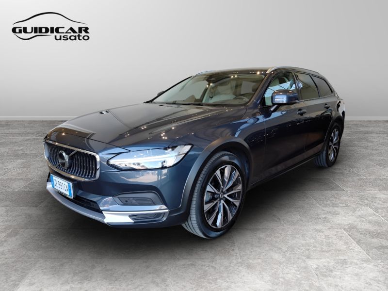 GuidiCar - VOLVO V90 2023 V90 Cross Country 2.0 b4 Plus awd auto Usato