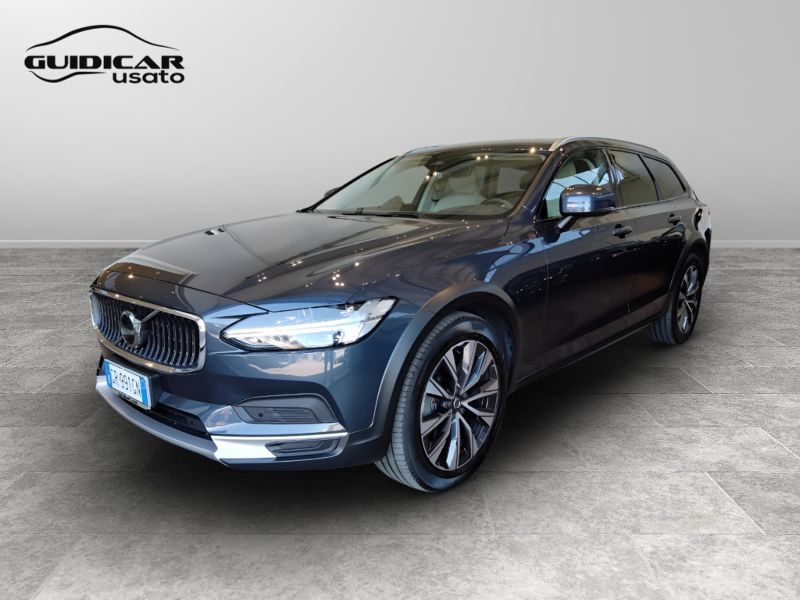 GuidiCar - VOLVO V90 2023 V90 Cross Country 2.0 b4 Plus awd auto Usato