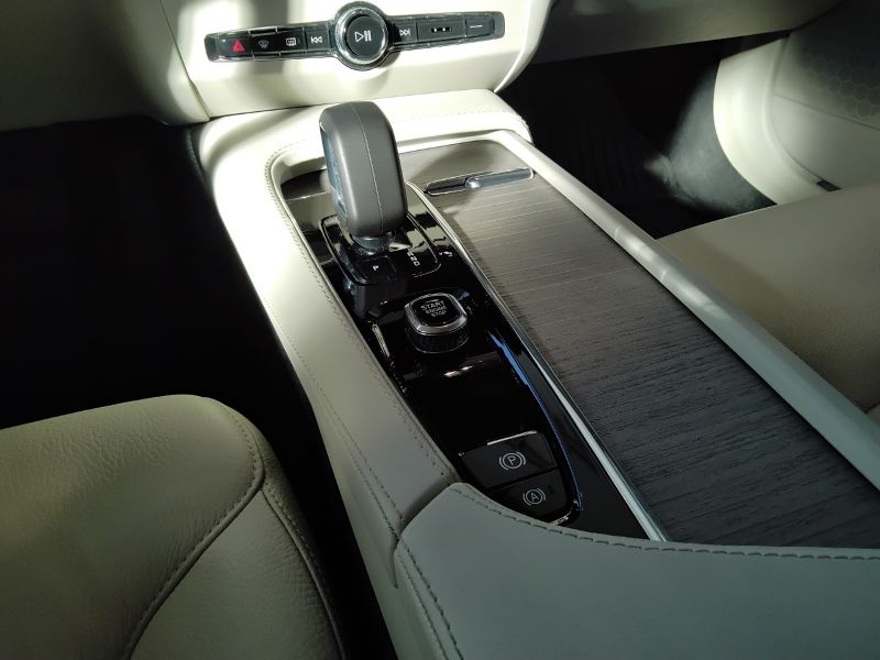 GuidiCar - VOLVO V90 2023 V90 Cross Country 2.0 b4 Plus awd auto Usato