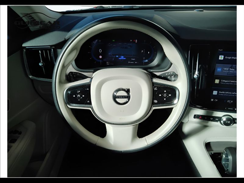 GuidiCar - VOLVO V90 2023 V90 Cross Country 2.0 b4 Plus awd auto Usato