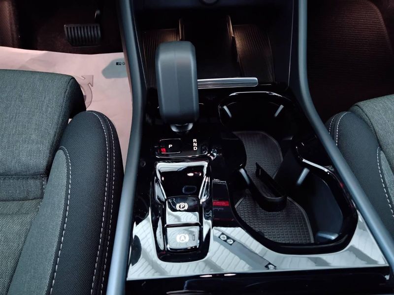 GuidiCar - VOLVO XC40 2024 XC40 2.0 b3 Plus Black Edition auto Aziendale