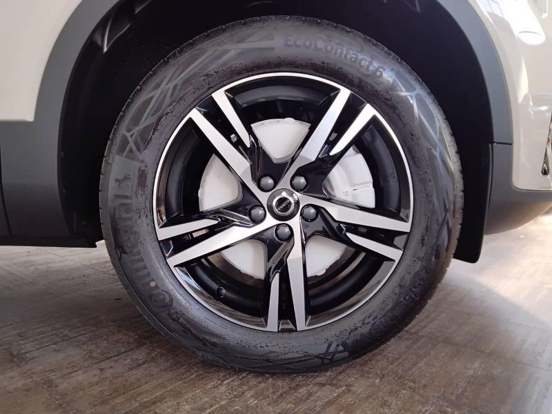 GuidiCar - VOLVO XC40 2024 XC40 2.0 b3 Plus Black Edition auto Aziendale