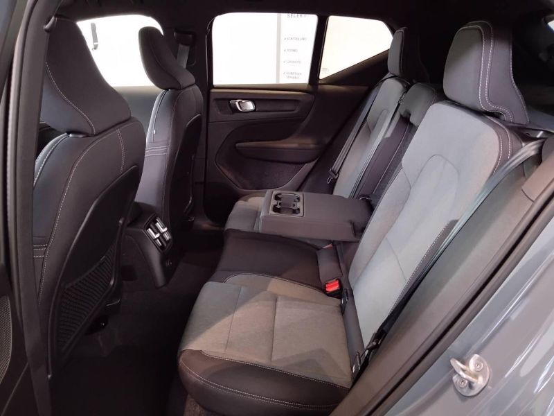 GuidiCar - VOLVO XC40 2023 XC40 1.5 t4 recharge phev Plus Dark auto Aziendale