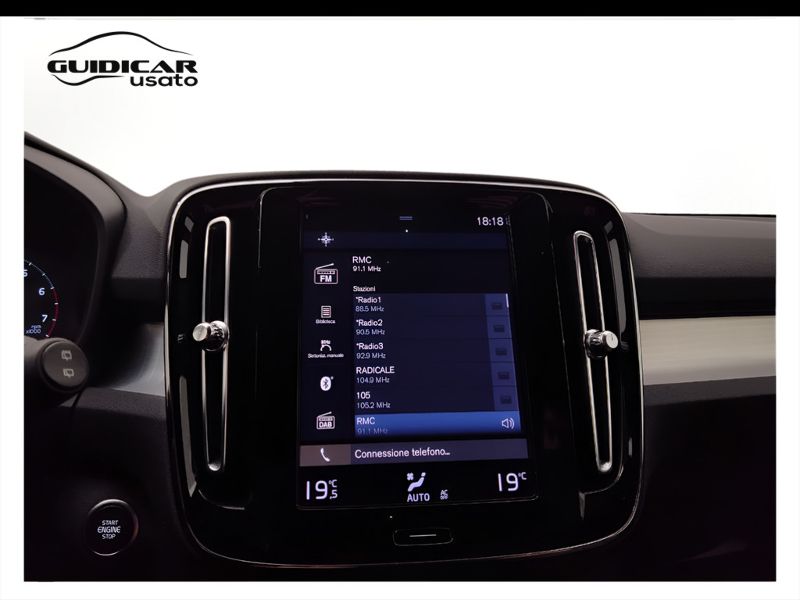 GuidiCar - VOLVO XC40 2024 XC40 1.5 t2 Core auto Usato