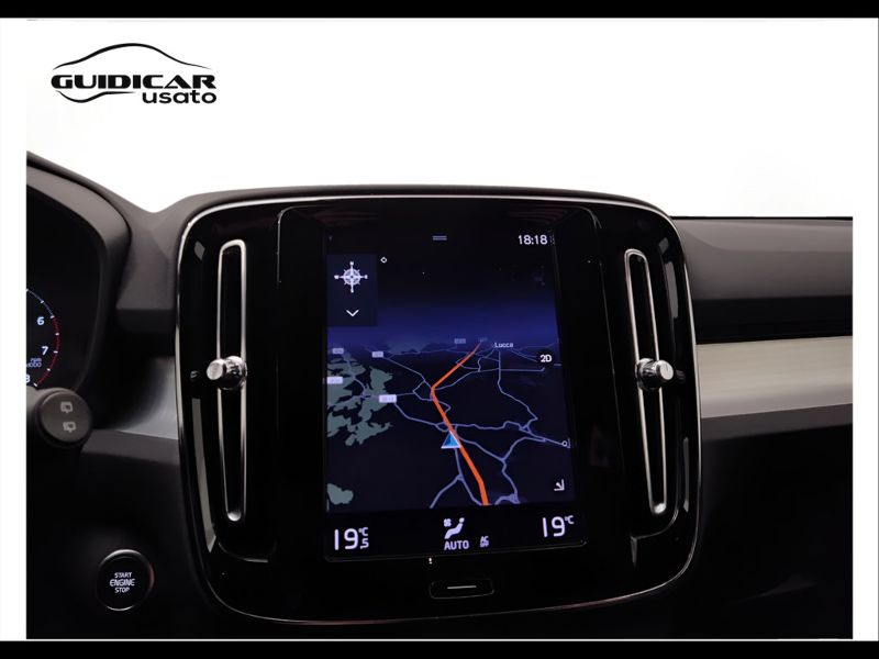 GuidiCar - VOLVO XC40 2024 XC40 1.5 t2 Core auto Usato