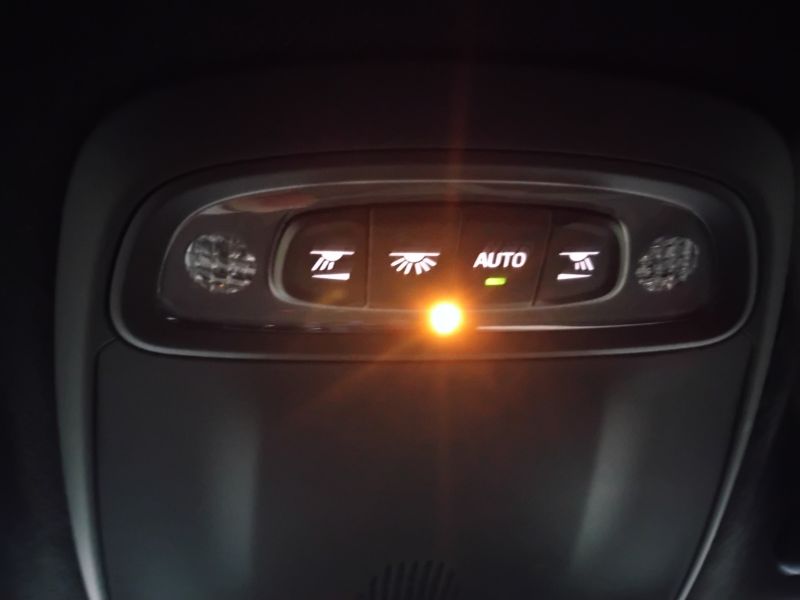 GuidiCar - VOLVO XC40 2023 XC40 1.5 t4 recharge phev Core auto Aziendale
