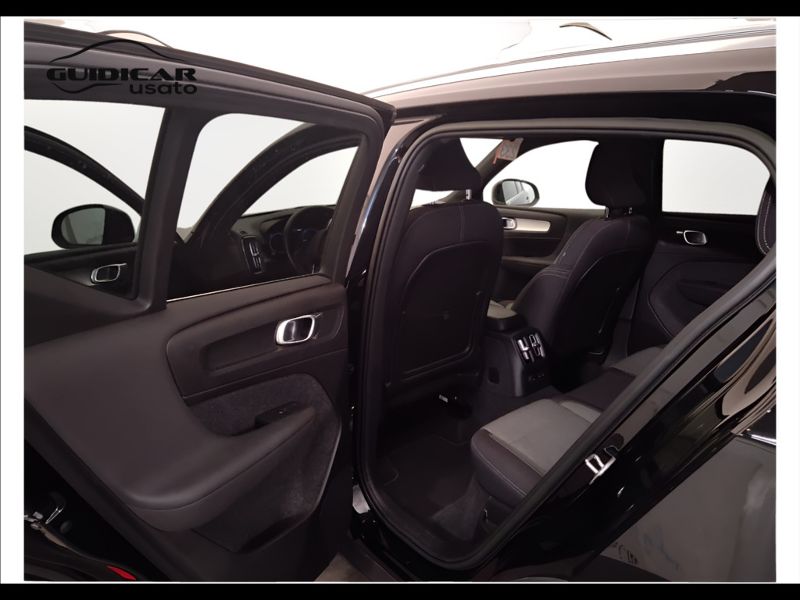 GuidiCar - VOLVO XC40 2023 XC40 1.5 t4 recharge phev Core auto Aziendale