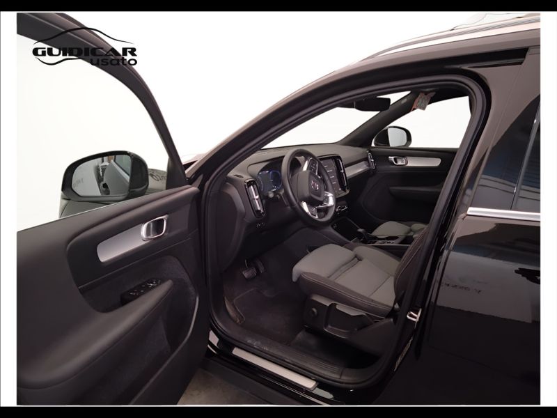 GuidiCar - VOLVO XC40 2023 XC40 1.5 t4 recharge phev Core auto Aziendale