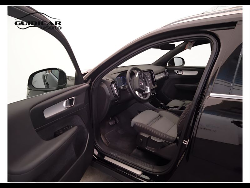 GuidiCar - VOLVO XC40 2023 XC40 1.5 t4 recharge phev Core auto Aziendale