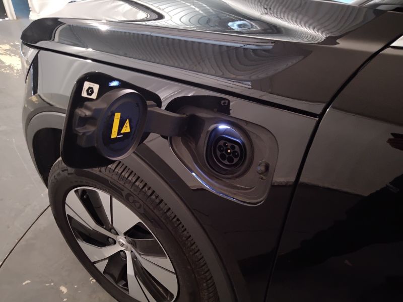 GuidiCar - VOLVO XC40 2023 XC40 1.5 t4 recharge phev Core auto Aziendale
