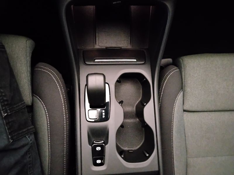 GuidiCar - VOLVO XC40 2023 XC40 1.5 t4 recharge phev Core auto Aziendale