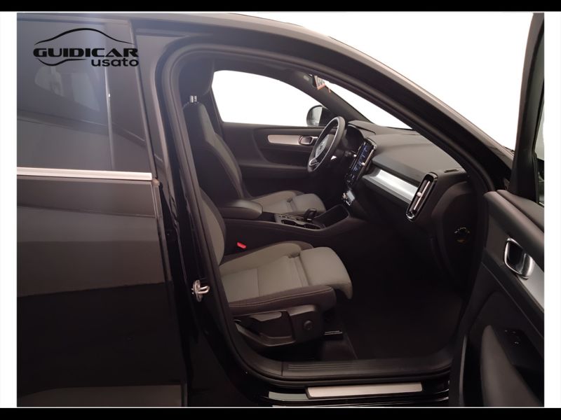 GuidiCar - VOLVO XC40 2023 XC40 1.5 t4 recharge phev Core auto Aziendale