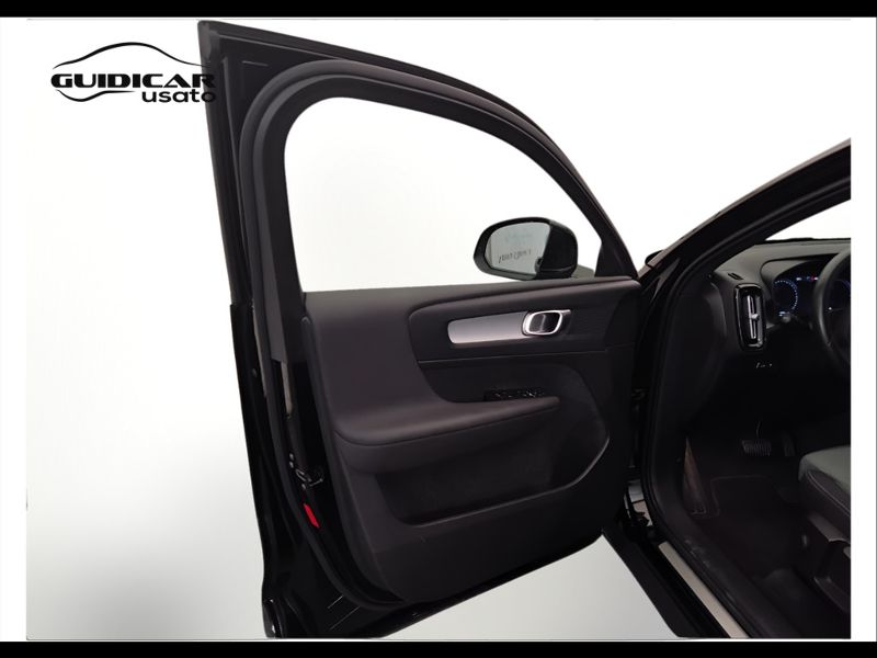 GuidiCar - VOLVO XC40 2023 XC40 1.5 t4 recharge phev Core auto Aziendale