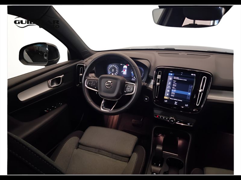GuidiCar - VOLVO XC40 2023 XC40 1.5 t4 recharge phev Core auto Aziendale