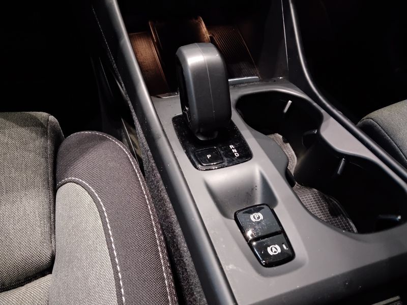 GuidiCar - VOLVO XC40 2023 XC40 1.5 t4 recharge phev Core auto Aziendale