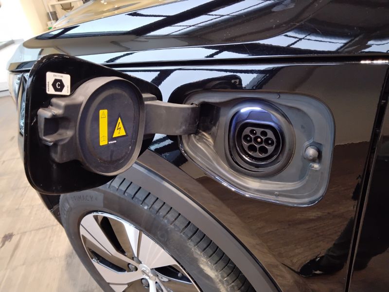 GuidiCar - VOLVO XC40 2023 XC40 1.5 t4 recharge phev Core auto Aziendale