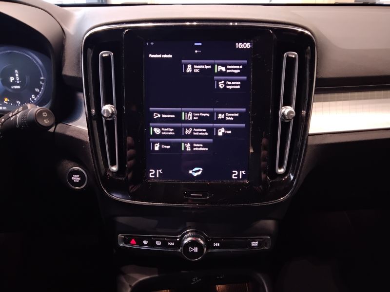 GuidiCar - VOLVO XC40 2023 XC40 1.5 t4 recharge phev Core auto Aziendale