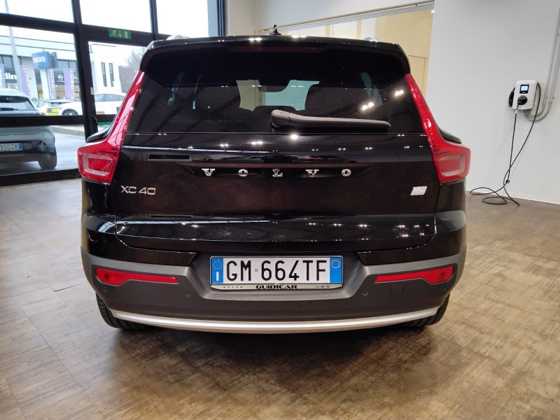 GuidiCar - VOLVO XC40 2023 XC40 1.5 t4 recharge phev Core auto Aziendale