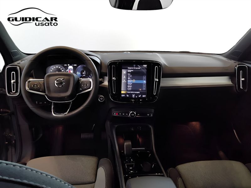 GuidiCar - VOLVO XC40 2023 XC40 1.5 t4 recharge phev Plus Dark auto Aziendale