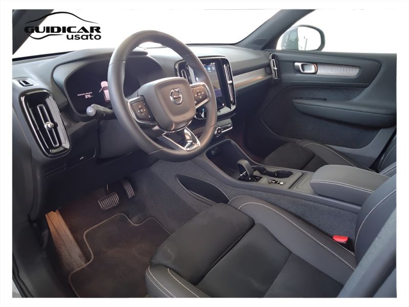 GuidiCar - VOLVO XC40 2023 XC40 2.0 b3 Core auto Aziendale
