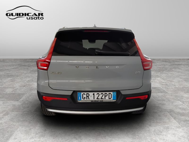 GuidiCar - VOLVO XC40 2023 XC40 2.0 b3 Core auto Aziendale