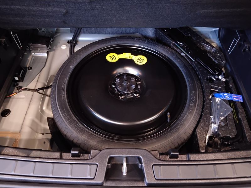 GuidiCar - VOLVO XC40 1 XC40 2.0 b3 Core auto Nuovo