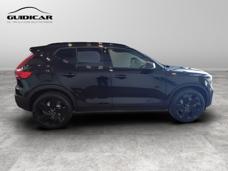 GuidiCar - VOLVO XC40 1 XC40 2.0 b3 Ultra Black Edition auto Nuovo
