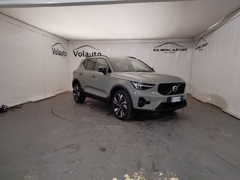 GuidiCar - VOLVO XC40 2024 XC40 2.0 b3 Ultra Dark auto Usato