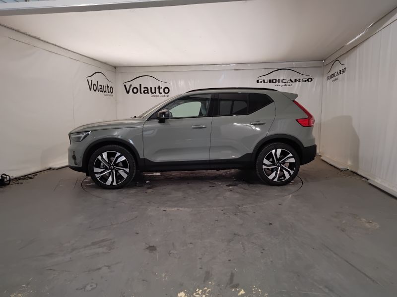 GuidiCar - VOLVO XC40 2024 XC40 2.0 b3 Ultra Dark auto Usato