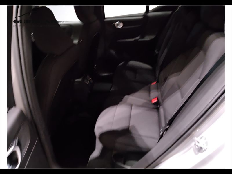 GuidiCar - VOLVO XC40 1 XC40 single motor Core rwd Nuovo