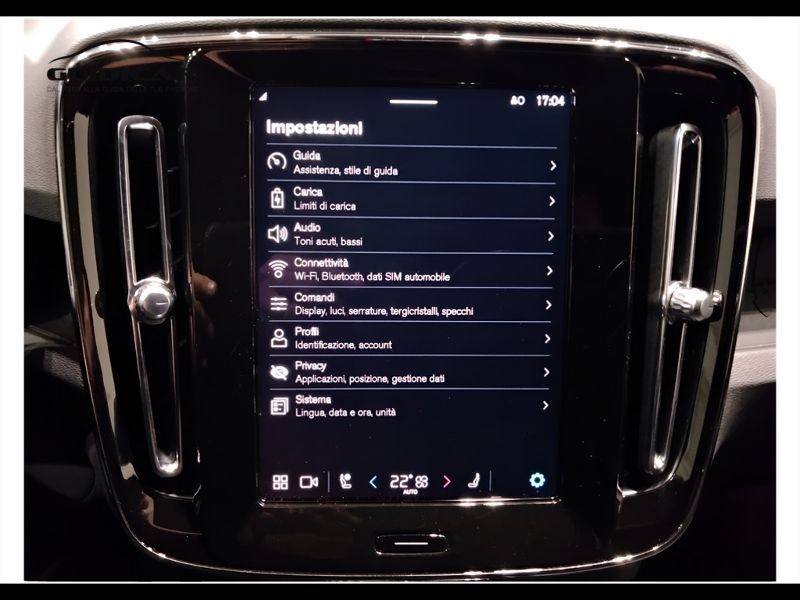 GuidiCar - VOLVO XC40 1 XC40 single motor extend.range Core rwd Nuovo