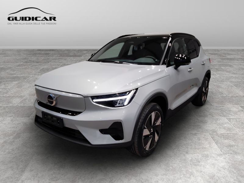GuidiCar - VOLVO XC40 1 XC40 single motor extend.range Core rwd Nuovo