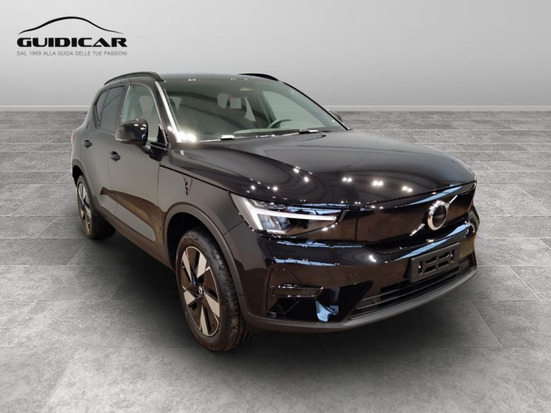 GuidiCar - VOLVO XC40 1 XC40 single motor extend.range Core rwd Nuovo