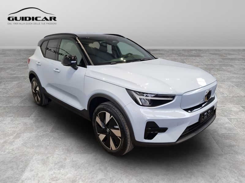 GuidiCar - VOLVO XC40 1 XC40 single motor extend.range Core rwd Nuovo
