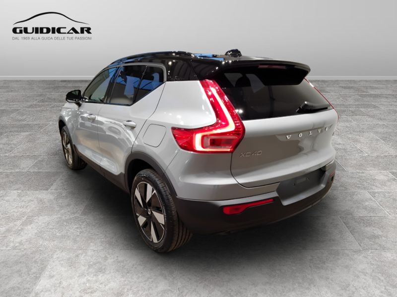 GuidiCar - VOLVO XC40 1 XC40 single motor extend.range Core rwd Nuovo