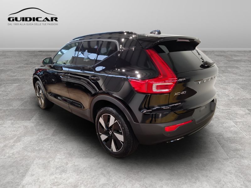 GuidiCar - VOLVO XC40 1 XC40 single motor extend.range Core rwd Nuovo