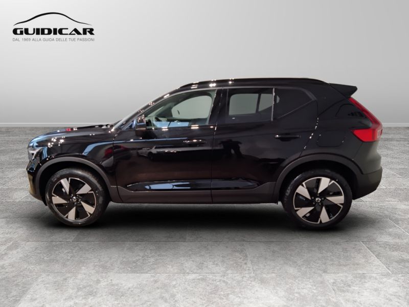 GuidiCar - VOLVO XC40 1 XC40 single motor extend.range Core rwd Nuovo