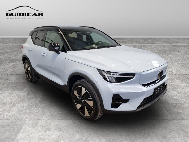 GuidiCar - VOLVO XC40 1 XC40 single motor extend.range Core rwd Nuovo