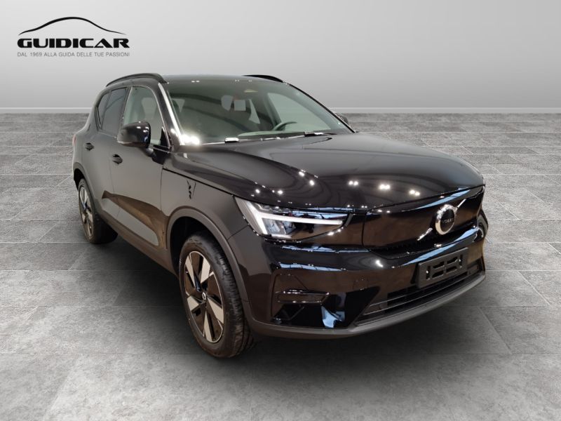 GuidiCar - VOLVO XC40 1 XC40 single motor extend.range Core rwd Nuovo