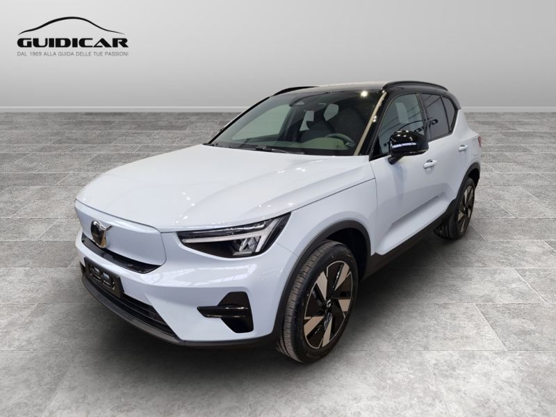 GuidiCar - VOLVO XC40 1 XC40 single motor extend.range Core rwd Nuovo