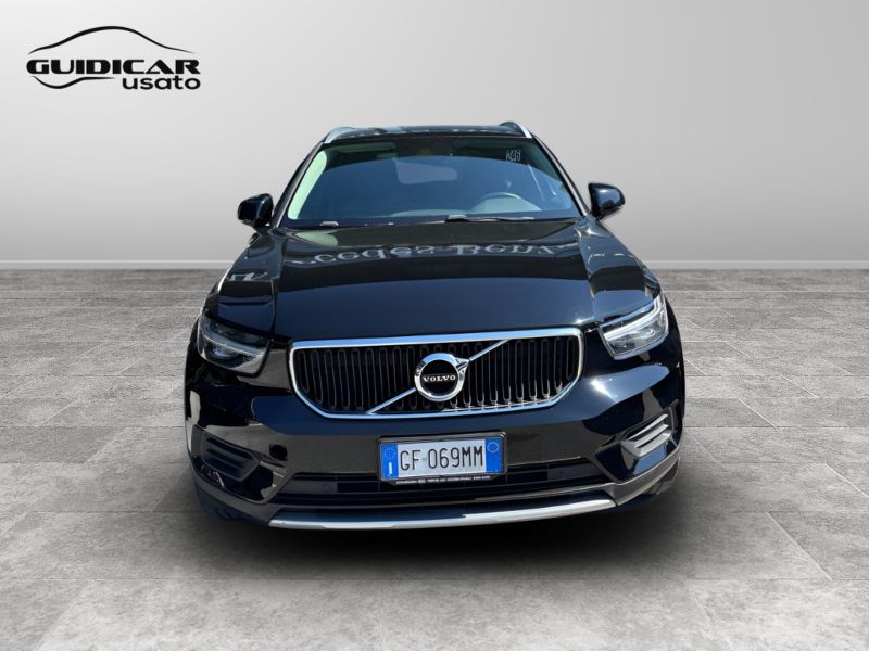 GuidiCar - VOLVO XC40 2021 XC40 1.5 t2 Momentum Core my21 Usato