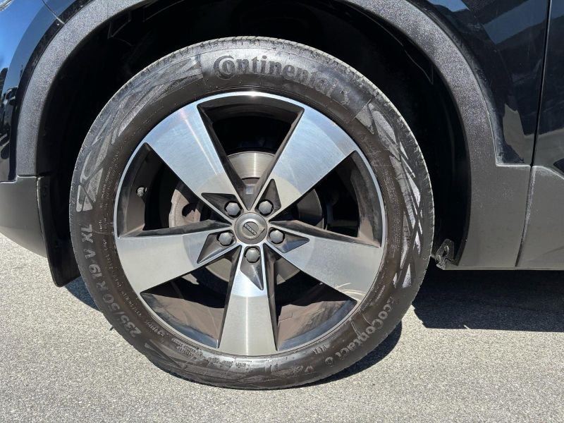 GuidiCar - VOLVO XC40 2021 XC40 1.5 t2 Momentum Core my21 Usato