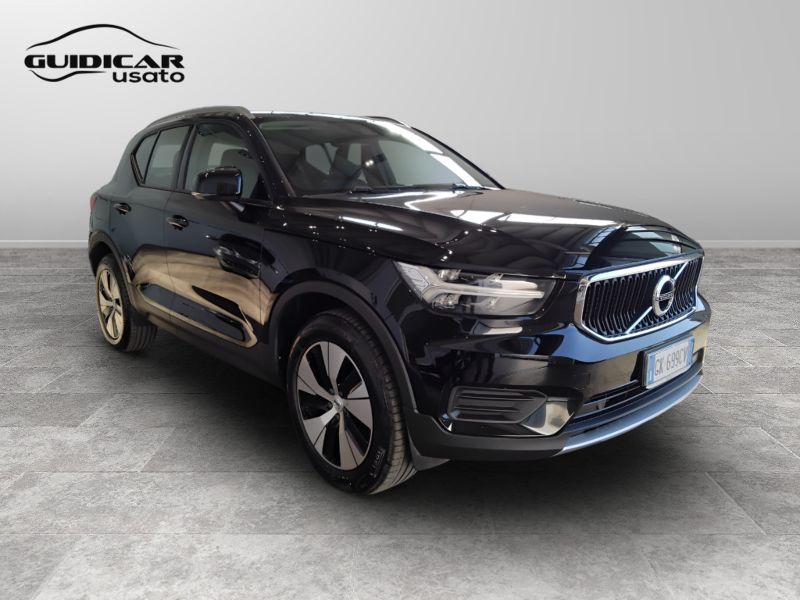 GuidiCar - VOLVO XC40 2022 XC40 1.5 t2 Momentum my21 Usato