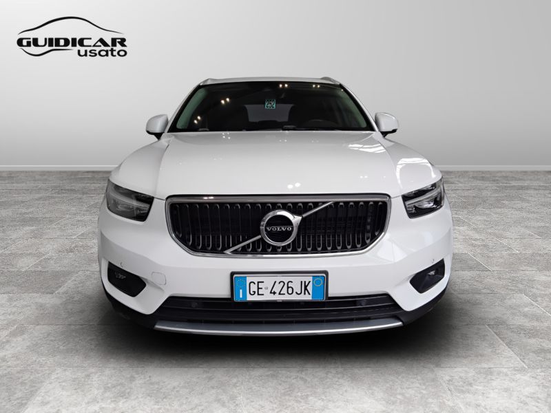 GuidiCar - VOLVO XC40 2021 XC40 1.5 t2 Momentum Pro my21 Usato