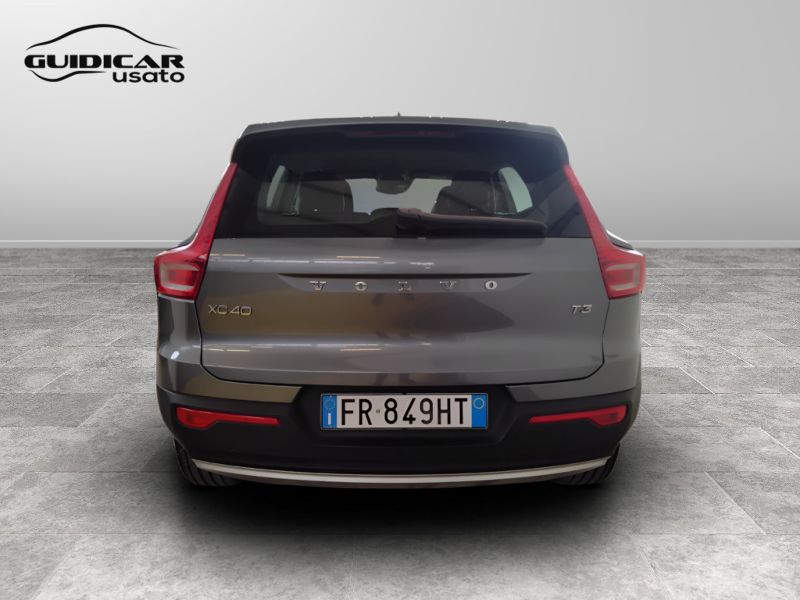 GuidiCar - VOLVO XC40 2018 XC40 1.5 T3 Momentum 156cv Usato
