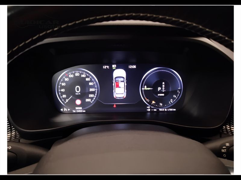 GuidiCar - VOLVO XC40 2020 XC40 1.5 T5 plug-in-hybrid R-design auto my21 Usato